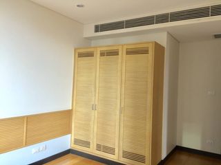 For rent 3 bedrooms condo in Pathum Wan, Bangkok
