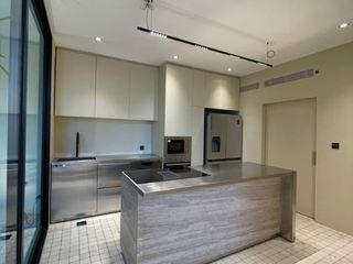 For sale 3 Beds house in Phaya Thai, Bangkok