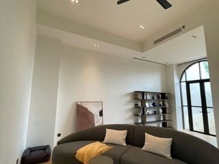 For sale 3 Beds house in Phaya Thai, Bangkok