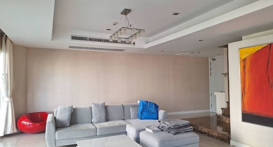 For rent 3 ベッドルーム condo in Khlong Toei, Bangkok