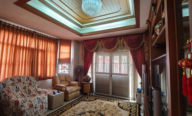Casa en venta de 4 habitaciones en Prawet, Bangkok