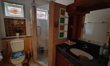 Casa en venta de 4 habitaciones en Prawet, Bangkok