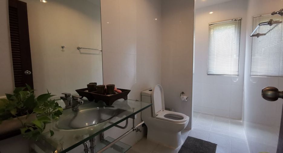 For rent and for sale 3 bedrooms villa in Thalang, Phuket