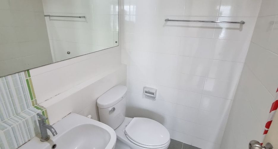 For sale 2 bedrooms townhouse in Bang Phli, Samut Prakan