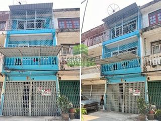 For sale 3 Beds retail Space in Rat Burana, Bangkok