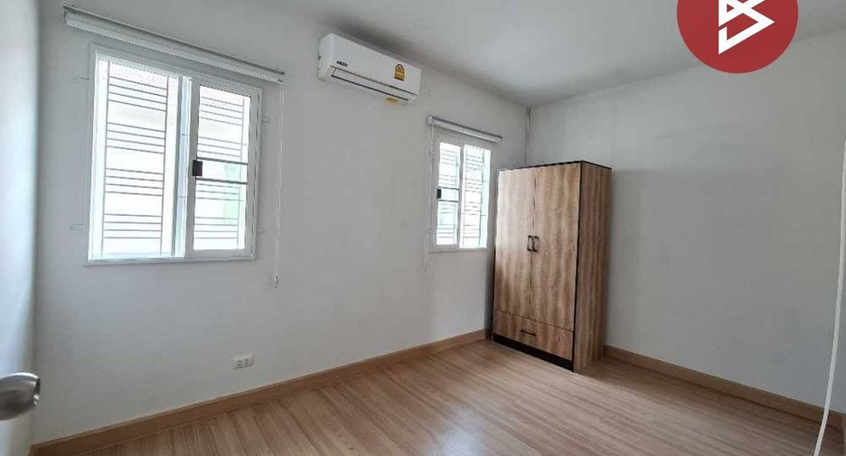 For rent 2 bed house in Bang Sao Thong, Samut Prakan