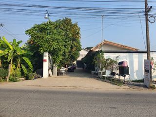 For sale warehouse in Khlong Sam Wa, Bangkok