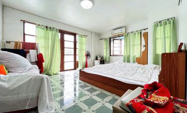For sale 5 bedrooms house in Mueang Chiang Mai, Chiang Mai