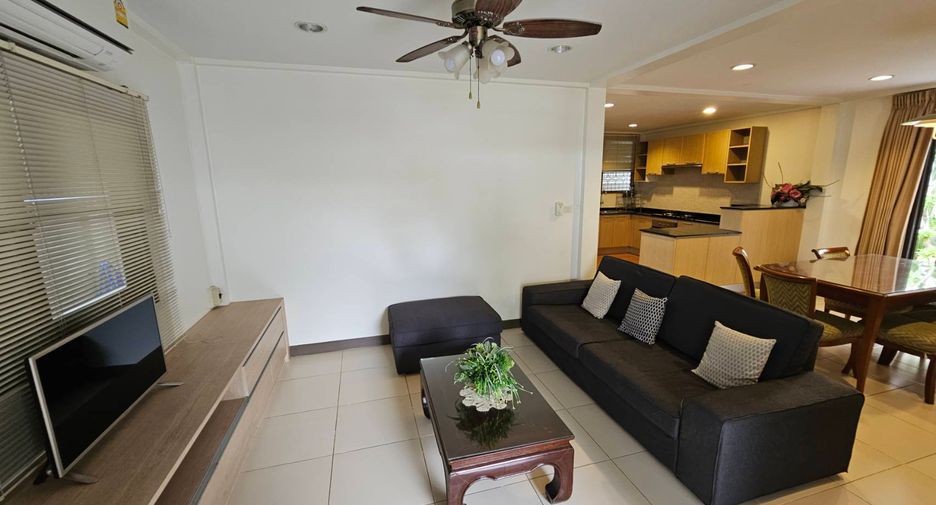 For rent 2 bedrooms house in Khlong Toei, Bangkok