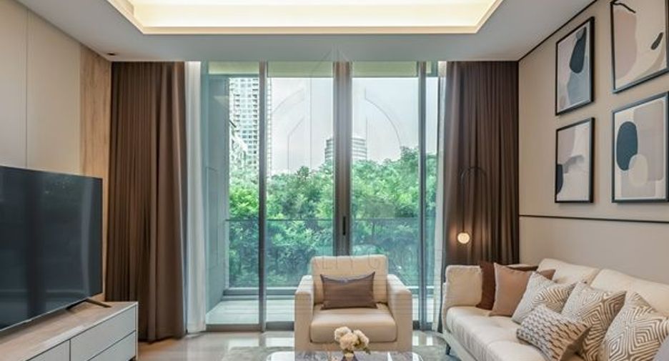 For rent and for sale 2 bedrooms condo in Pathum Wan, Bangkok