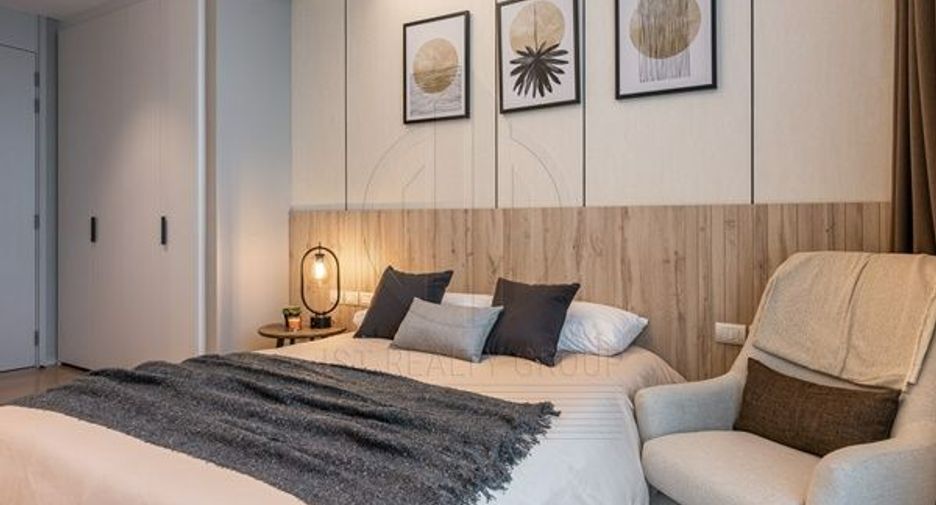 For rent and for sale 2 bedrooms condo in Pathum Wan, Bangkok