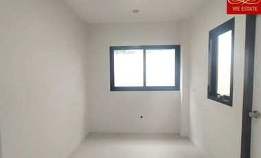 For sale 3 bedrooms house in Si Racha, Chonburi