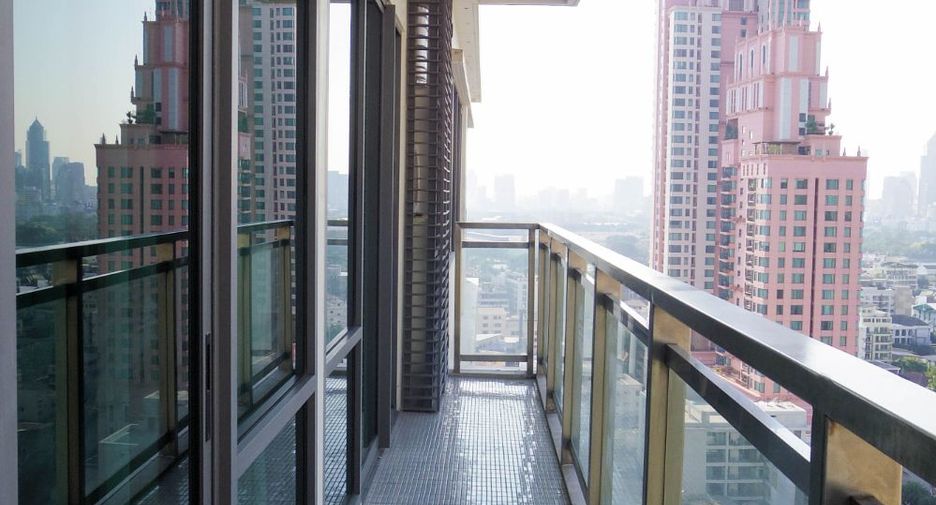 À louer 2 chambres condo à Khlong Toei, Bangkok