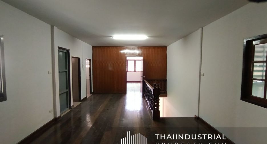 À louer entrepôt à Mueang Chon Buri, Chonburi