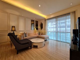 For rent 2 bedrooms serviced apartment in Khlong Toei, Bangkok