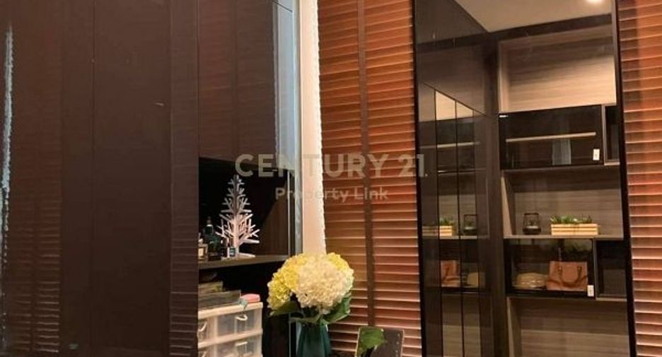 Reihenhaus zur Miete mit 3 Zimmer in Saphan Sung, Bangkok