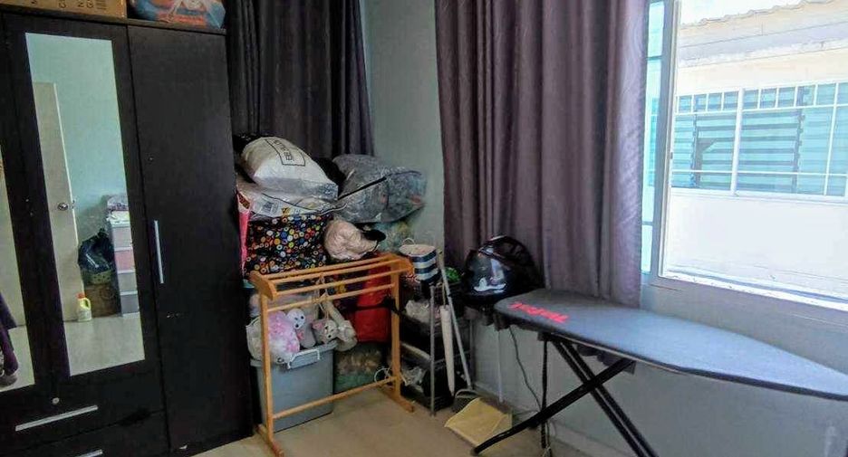 Casa adosada en venta de 2 habitaciones en Bang Yai, Nonthaburi