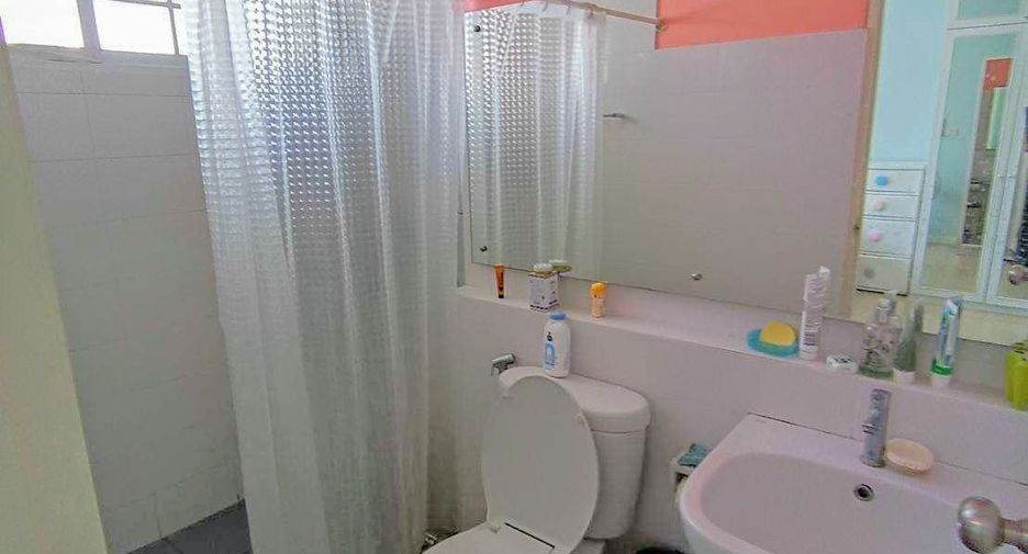 Casa adosada en venta de 2 habitaciones en Bang Yai, Nonthaburi
