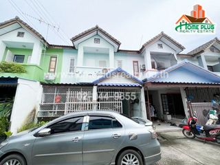 For sale 5 Beds townhouse in Lam Luk Ka, Pathum Thani