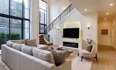 For sale 4 bedrooms house in Bang Kapi, Bangkok