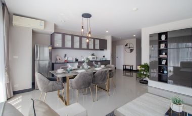 For sale 3 bed condo in Hua Hin, Prachuap Khiri Khan