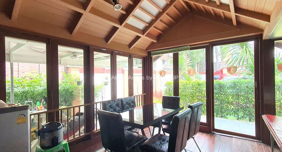 Haus zum Kauf mit 1 Zimmer in Khlong Sam Wa, Bangkok