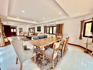 For rent 6 Beds villa in Bang Lamung, Chonburi