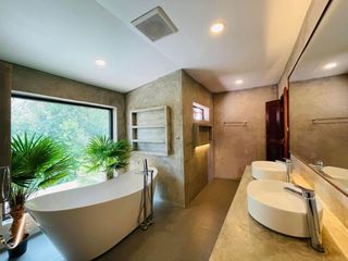 For rent 6 Beds villa in Bang Lamung, Chonburi