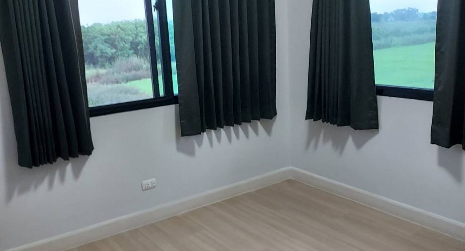 Casa en venta de 3 habitaciones en Lam Luk Ka, Pathum Thani