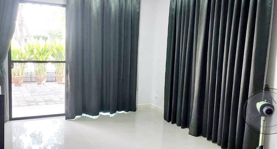 Casa en venta de 3 habitaciones en Lam Luk Ka, Pathum Thani