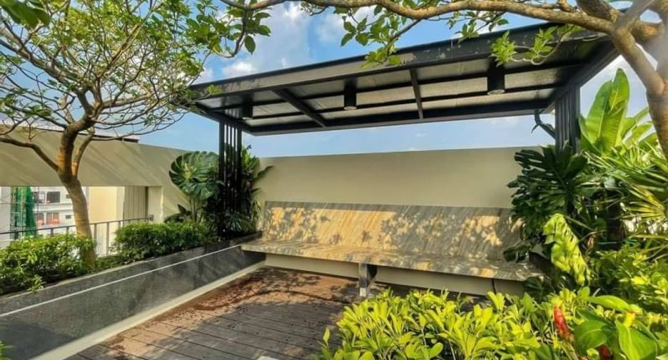 For rent and for sale 3 bedrooms townhouse in Wang Thonglang, Bangkok