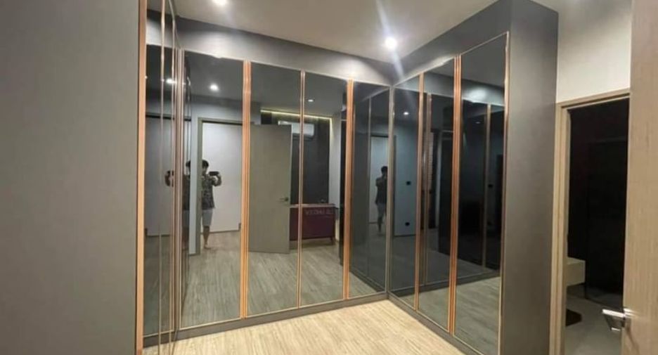 For rent and for sale 3 bedrooms townhouse in Wang Thonglang, Bangkok