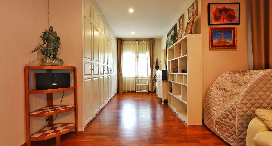 For sale 4 bedrooms house in Bang Kruai, Nonthaburi