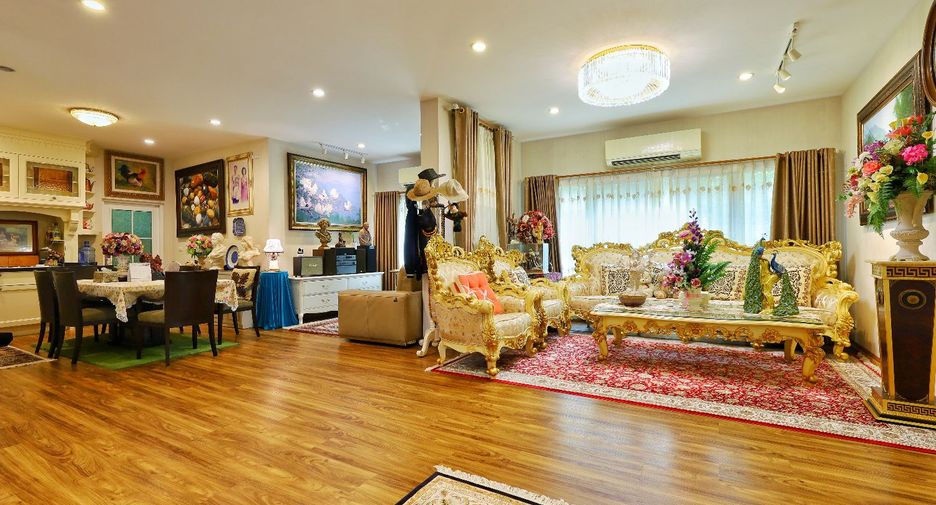 For sale 4 bedrooms house in Bang Kruai, Nonthaburi