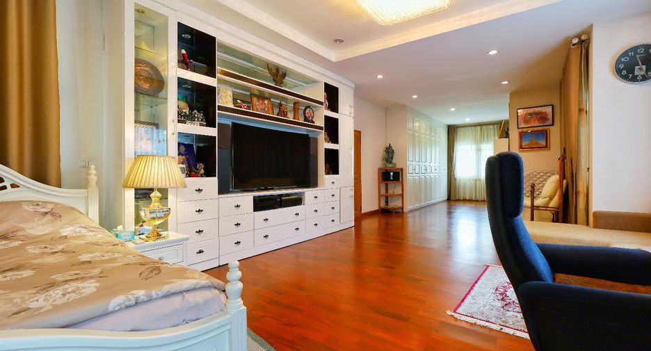For sale 4 bedrooms house in Bang Kruai, Nonthaburi