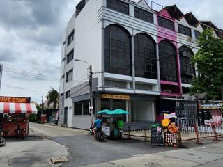 For sale retail Space in Prawet, Bangkok