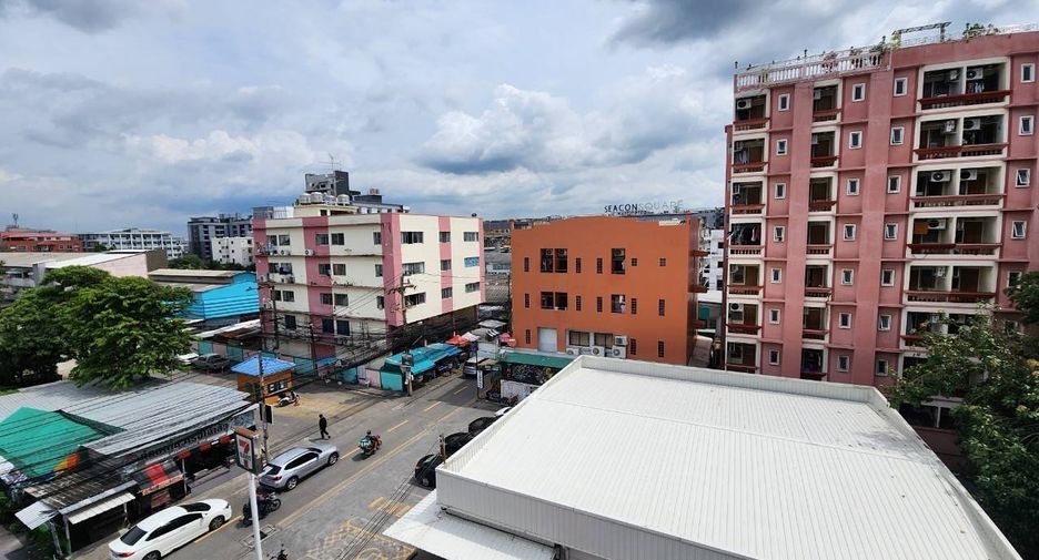 For sale retail Space in Prawet, Bangkok