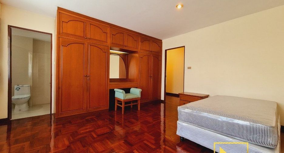 À louer 3 chambres appartement à Khlong Toei, Bangkok