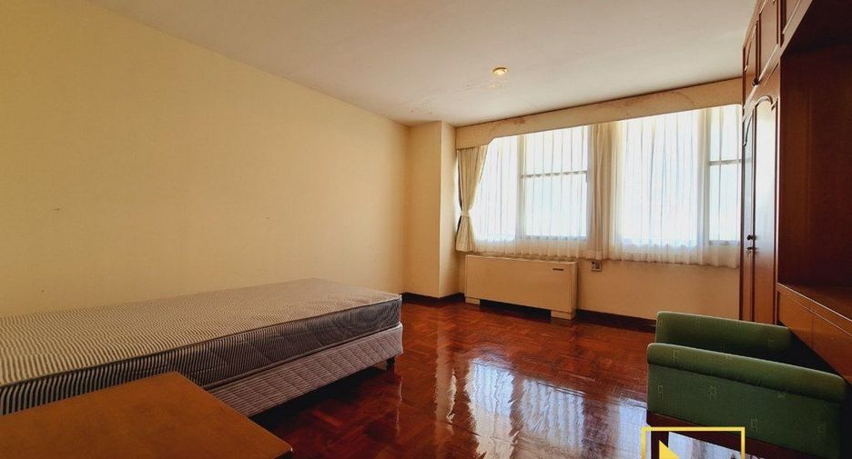 À louer 3 chambres appartement à Khlong Toei, Bangkok