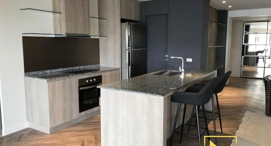 Apartamento en alquiler de 4 habitaciones en Khlong Toei, Bangkok