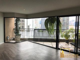 For rent 4 bedrooms apartment in Khlong Toei, Bangkok