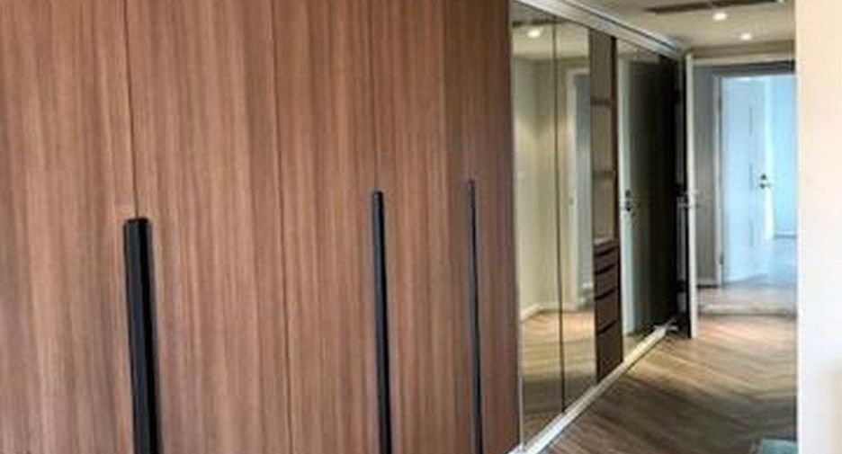 Apartamento en alquiler de 4 habitaciones en Khlong Toei, Bangkok