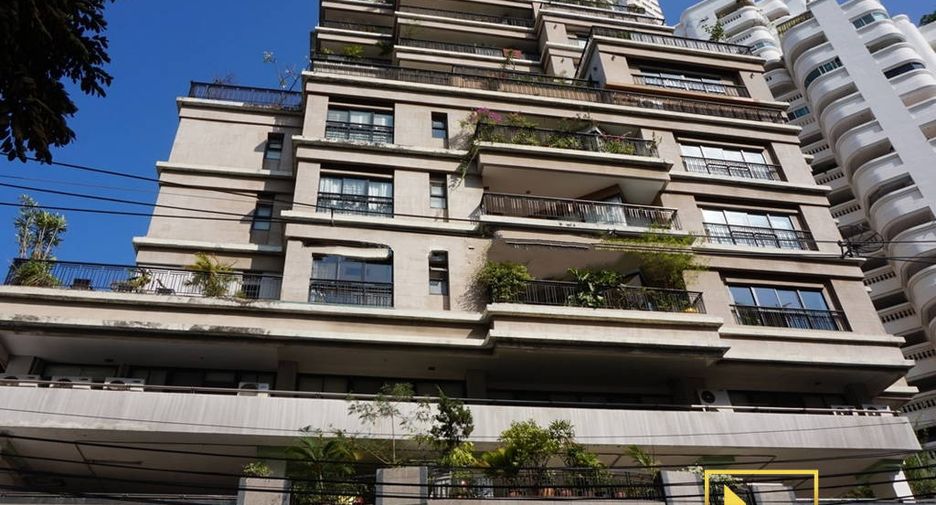 Apartamento en alquiler de 4 habitaciones en Khlong Toei, Bangkok