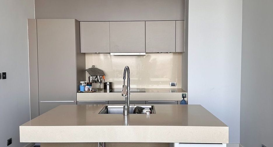 For rent 2 ベッドルーム condo in Khlong Toei, Bangkok