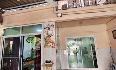 Reihenhaus zum Kauf mit 4 Zimmer in Khlong Luang, Pathum Thani