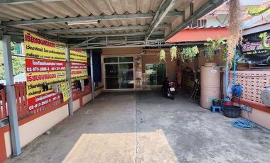 Reihenhaus zum Kauf mit 4 Zimmer in Khlong Luang, Pathum Thani