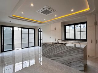 For sale 4 bed villa in East Pattaya, Pattaya