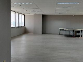 For rent and for sale office in Khlong Toei, Bangkok