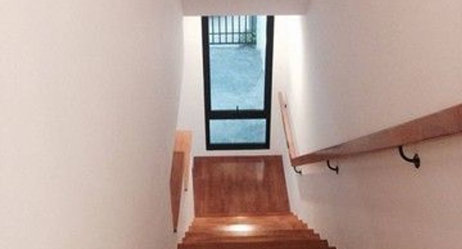 For sale 3 bedrooms townhouse in Mueang Nonthaburi, Nonthaburi
