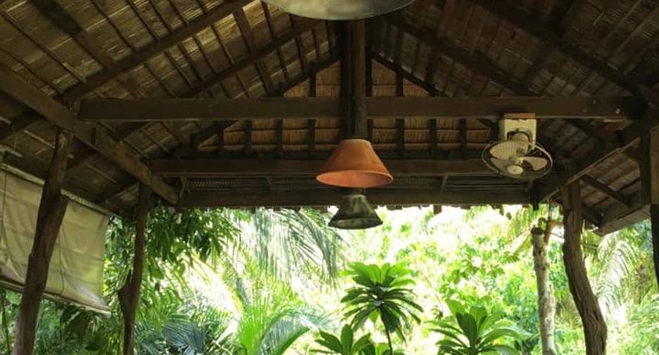 For sale 1 bed retail Space in Mueang Krabi, Krabi